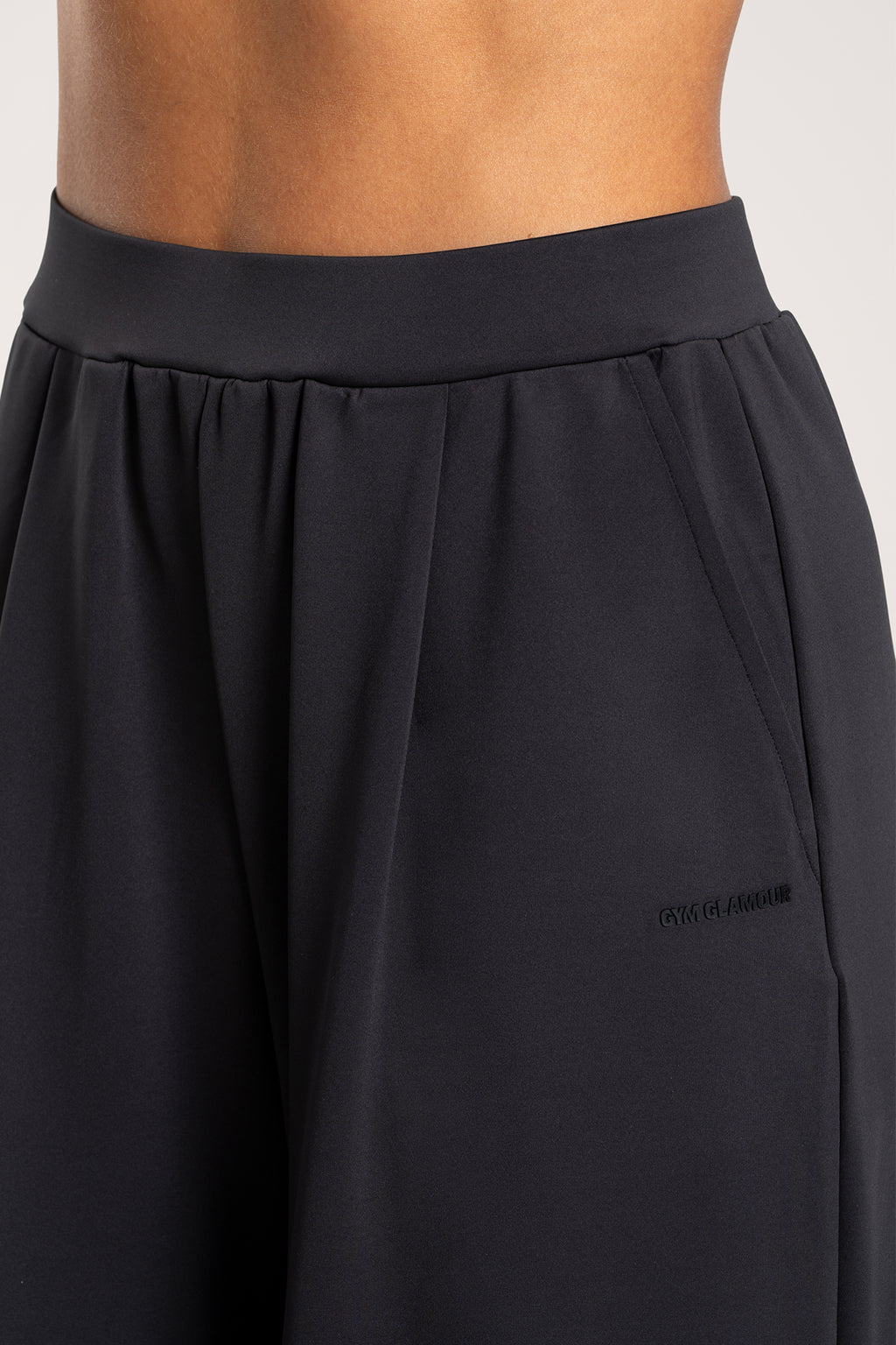 Панталон wide UN1FORM black