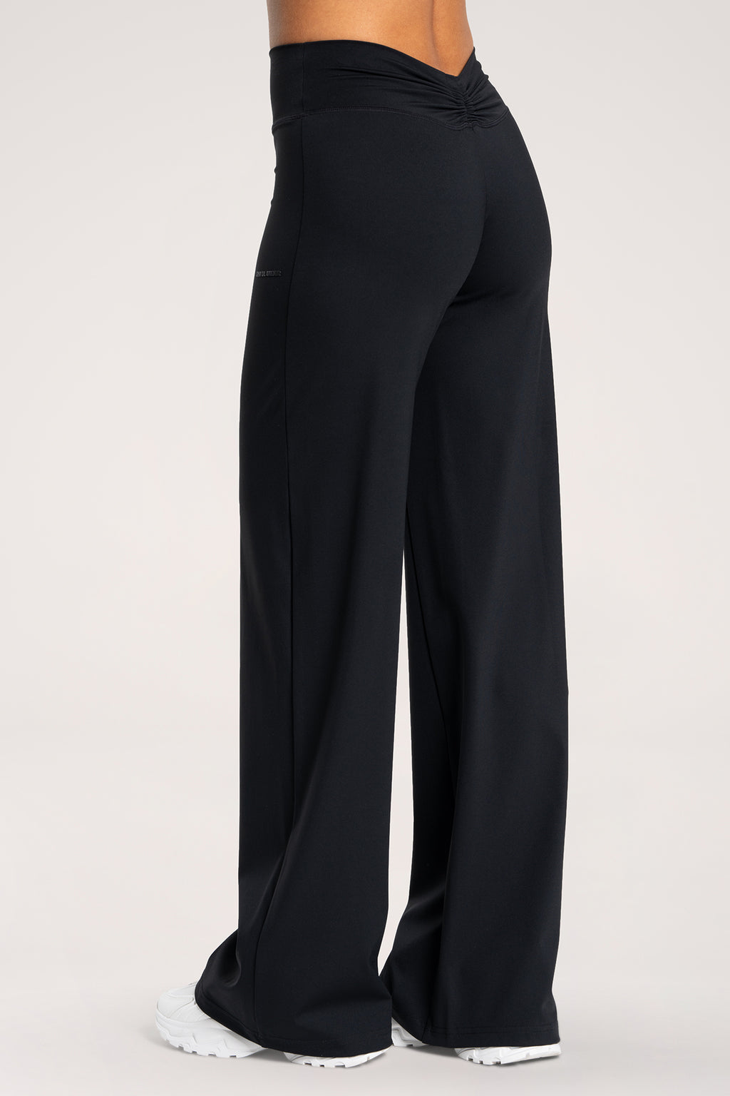 Панталон booty tie UN1FORM black