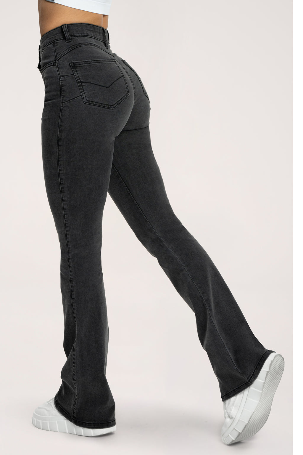 Дънки с клоширани крачоли perfect slim long black