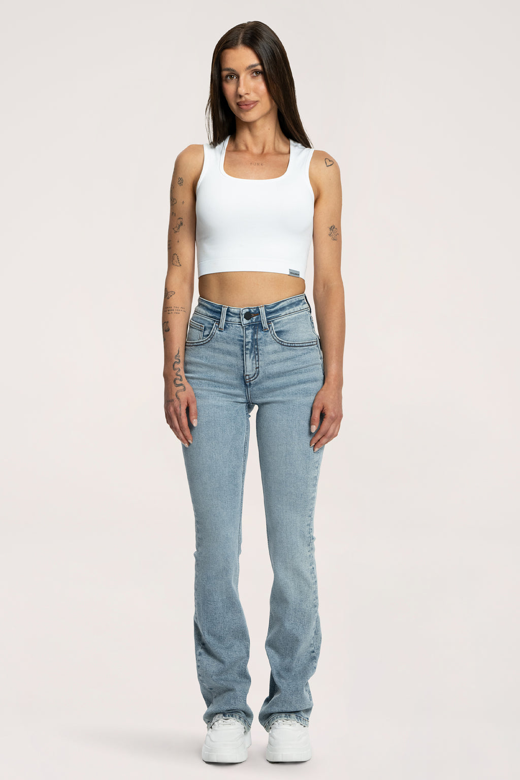 Дънки с клоширани крачоли push up light blue
