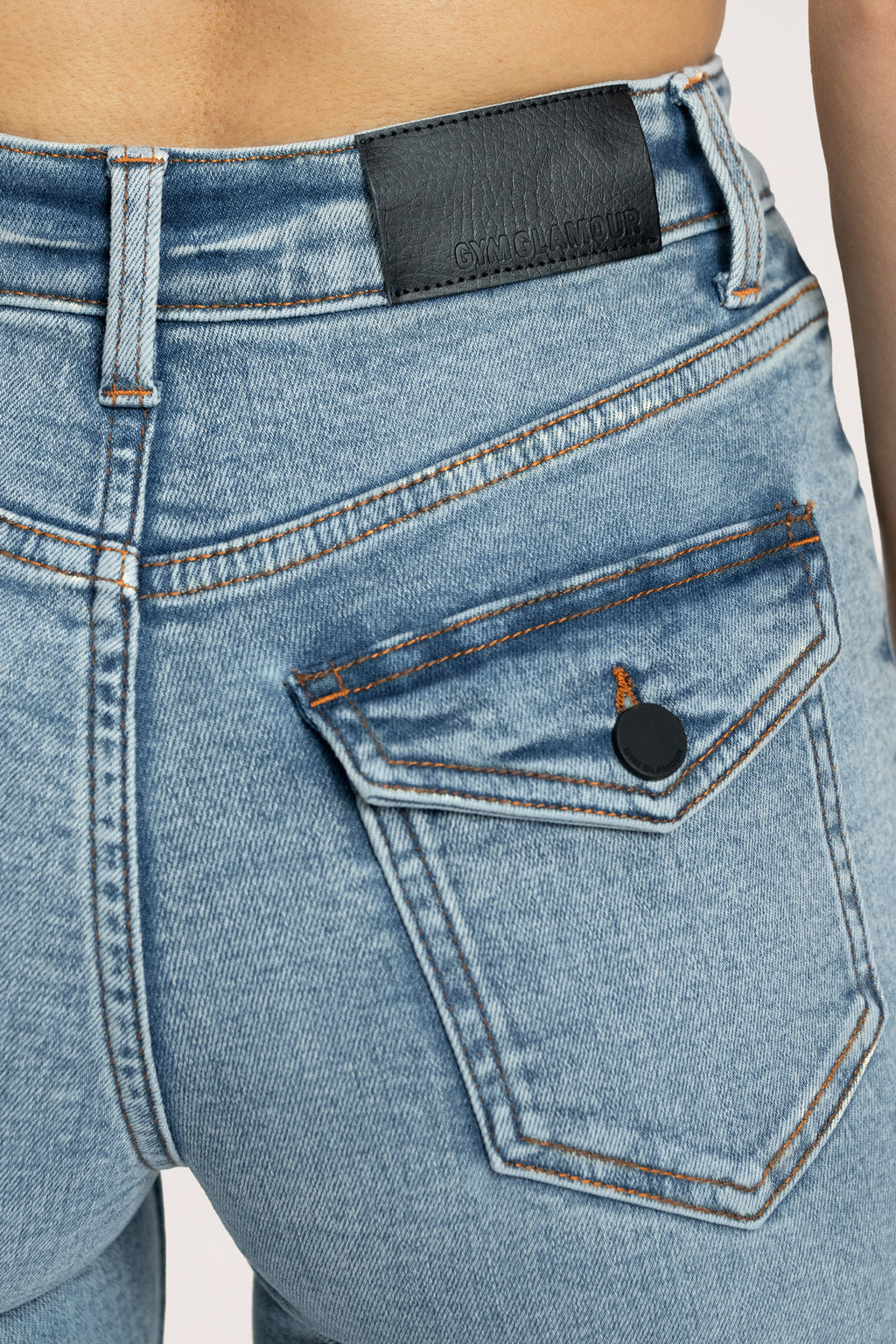 Дънки с клоширани крачоли push up light blue