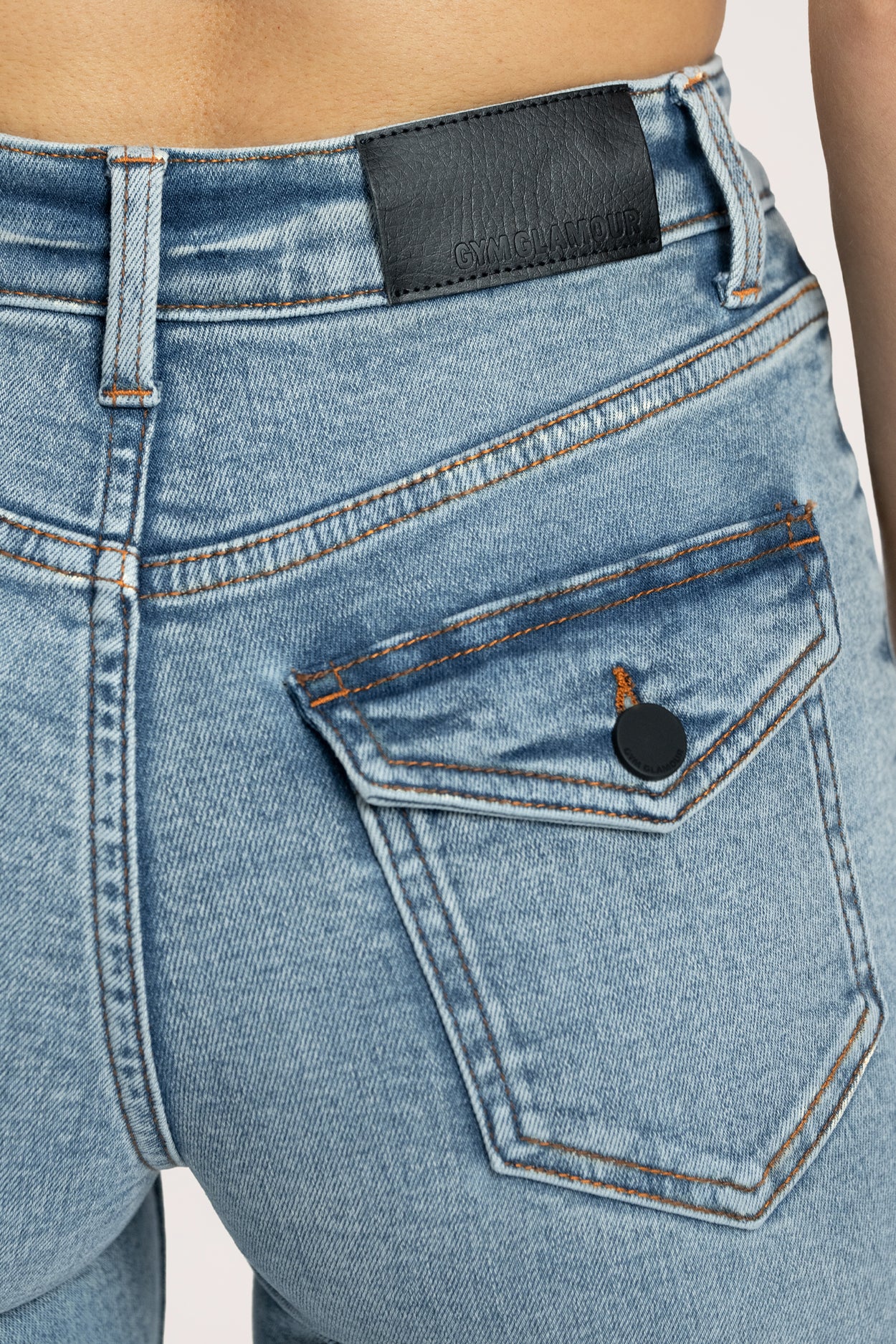 Дънки с клоширани крачоли push up light blue