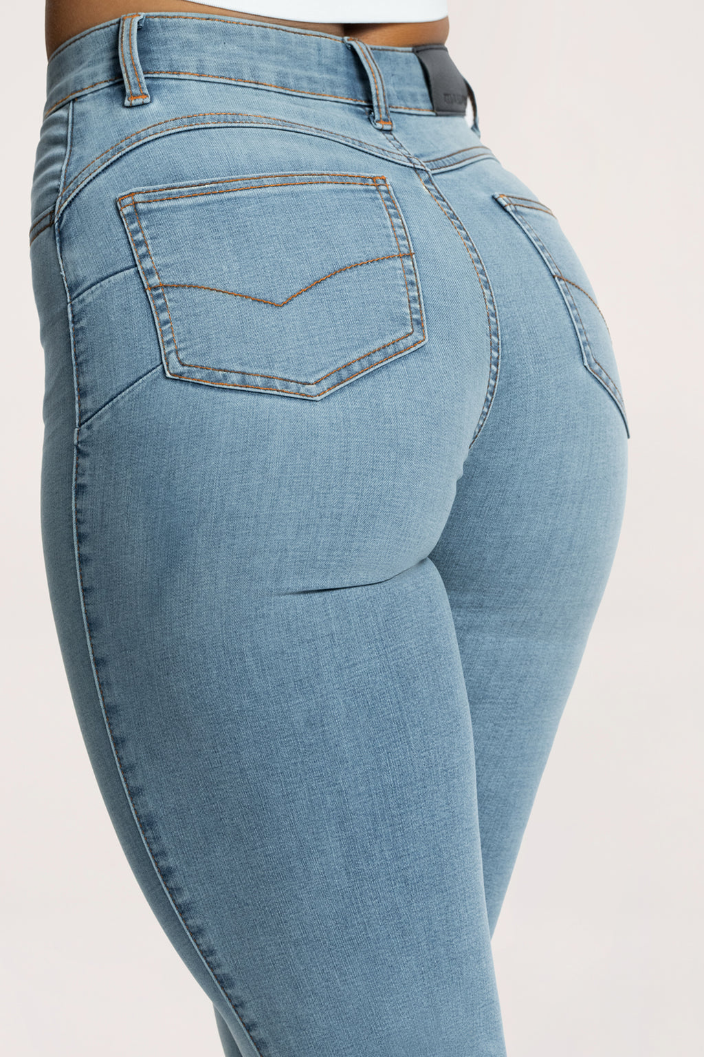 Дънки с клоширани крачоли perfect slim light blue