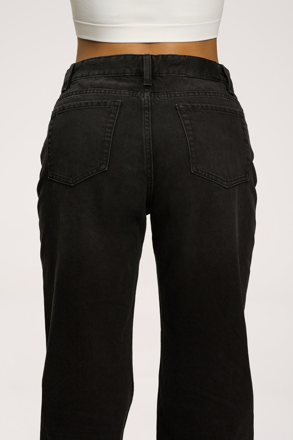Дънки wide relaxed black