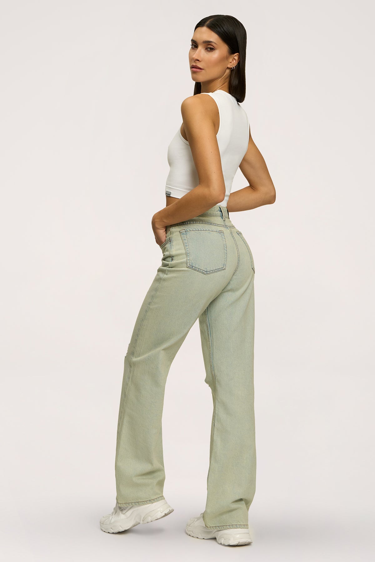 Дънки wide relaxed light green