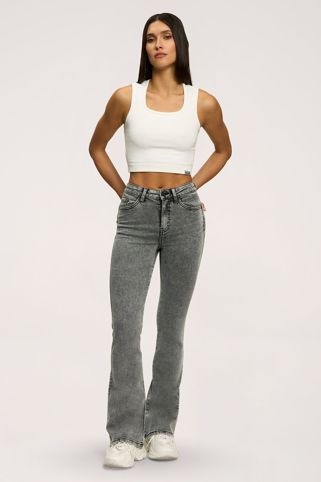 Дънки с клоширани крачоли perfect slim light grey