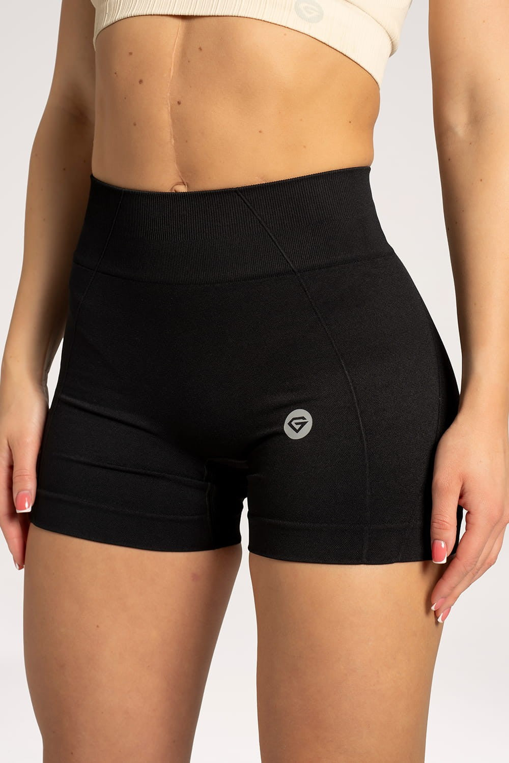 Spodenki basic black