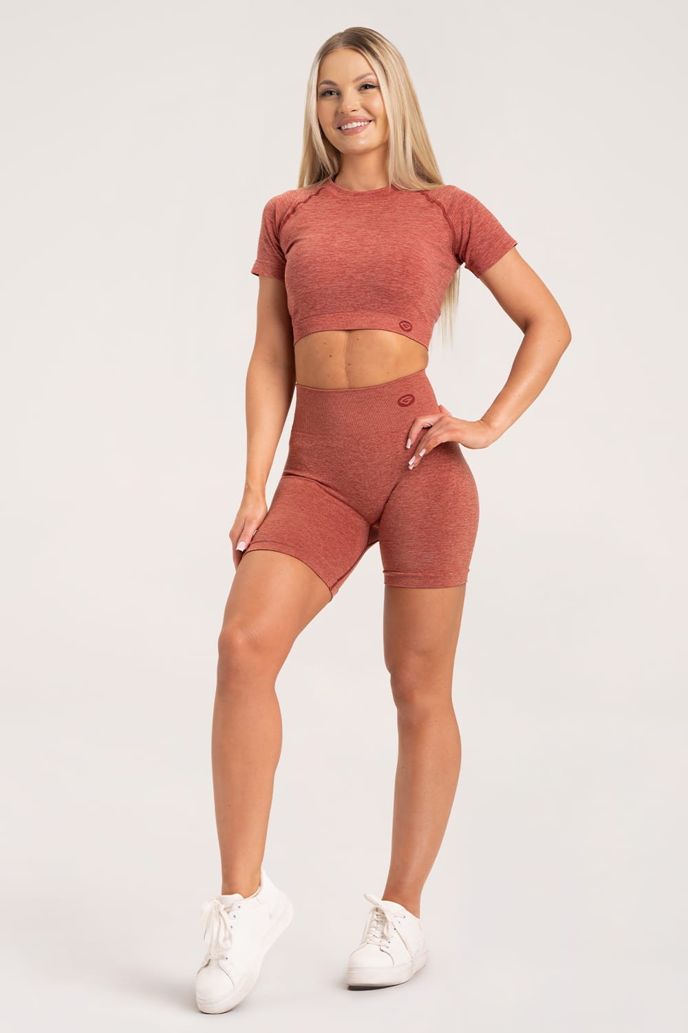 Seamless shorts cherry