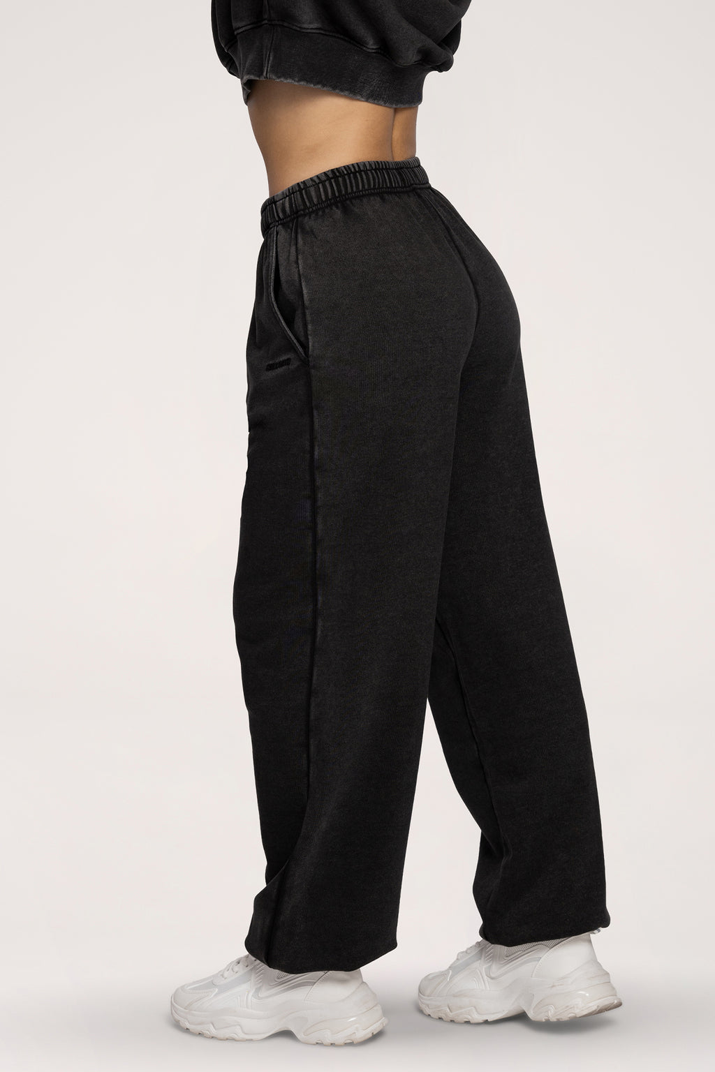 Спортен панталон с ластик Easy black
