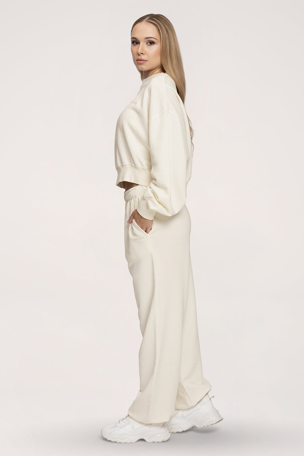 Спортен панталон с ластик Easy off white