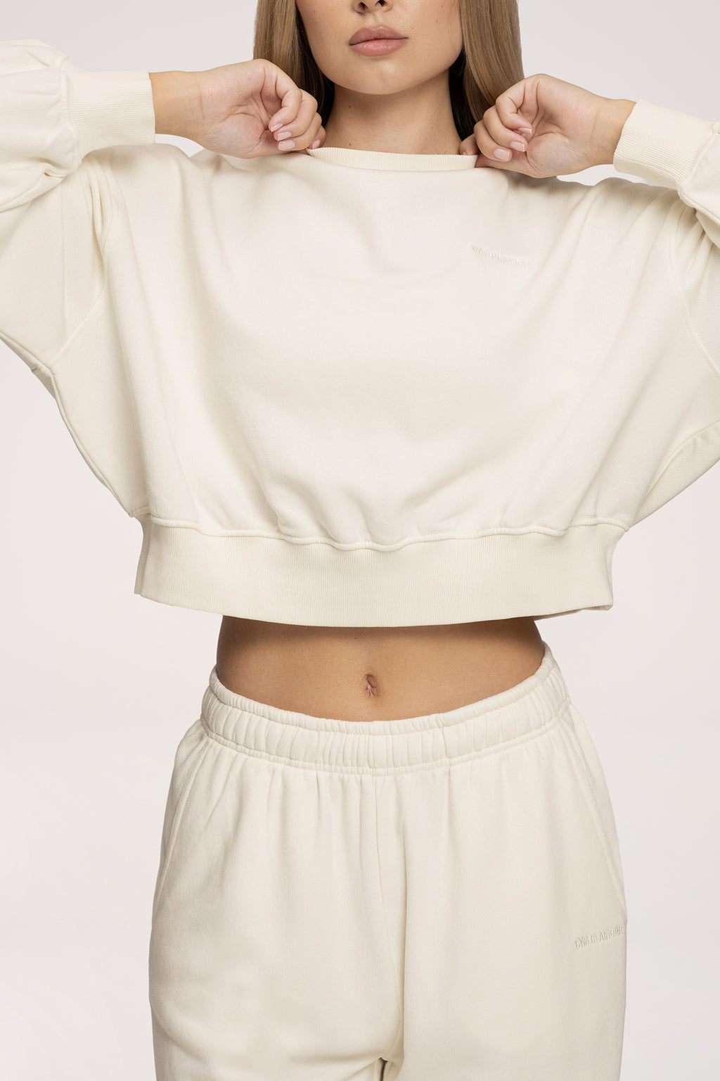 Суитшърт Easy off white