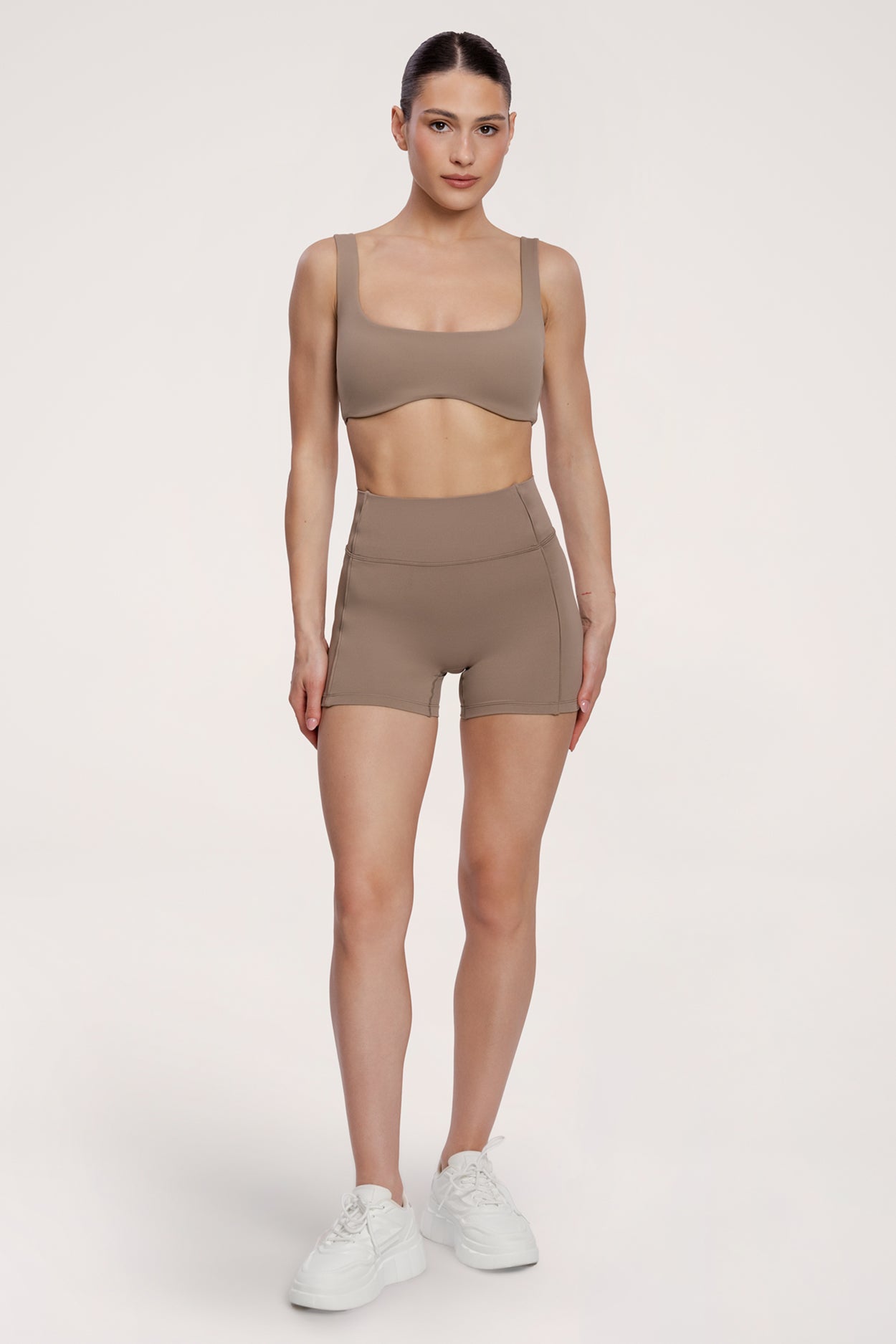 Къси панталони pilates era warm beige