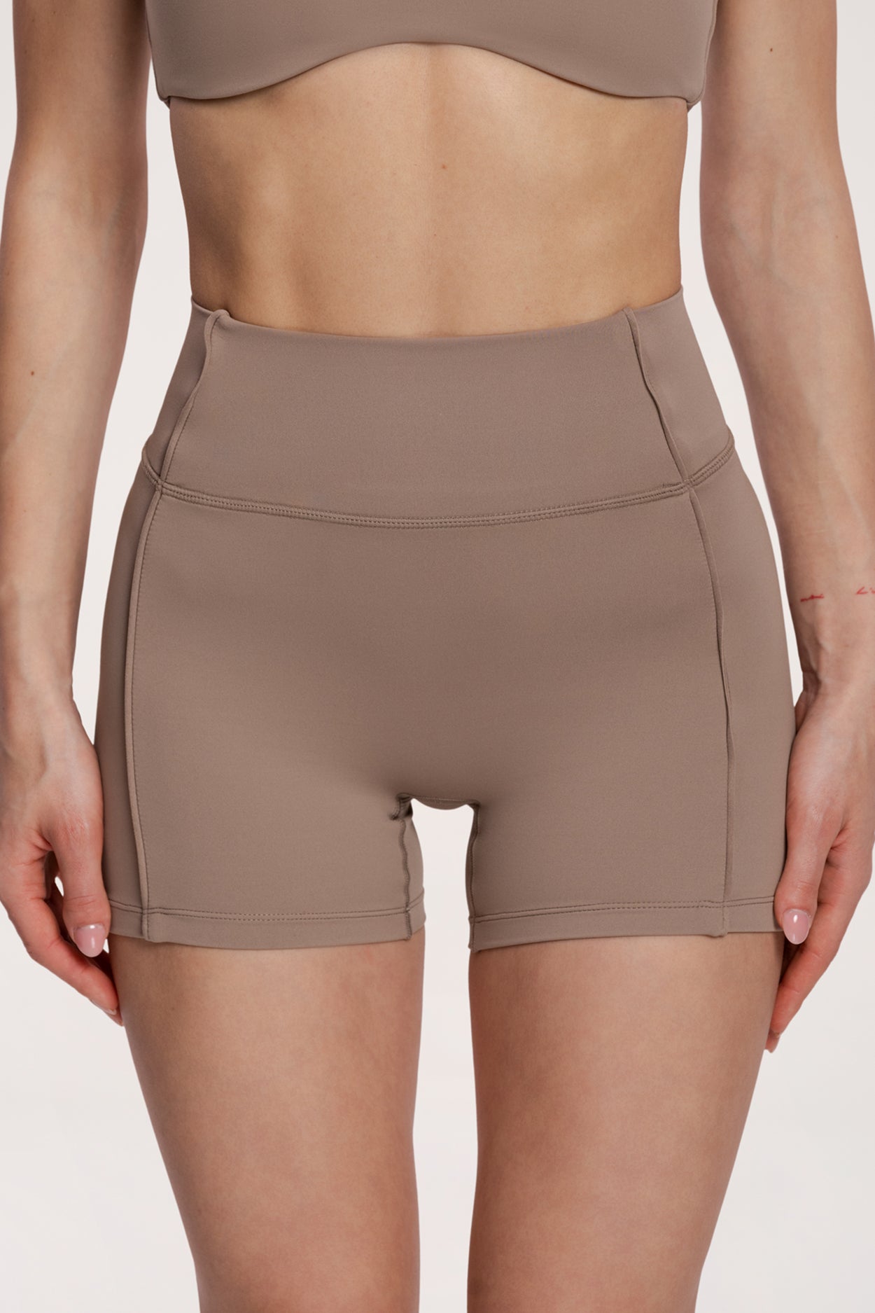 Къси панталони pilates era warm beige