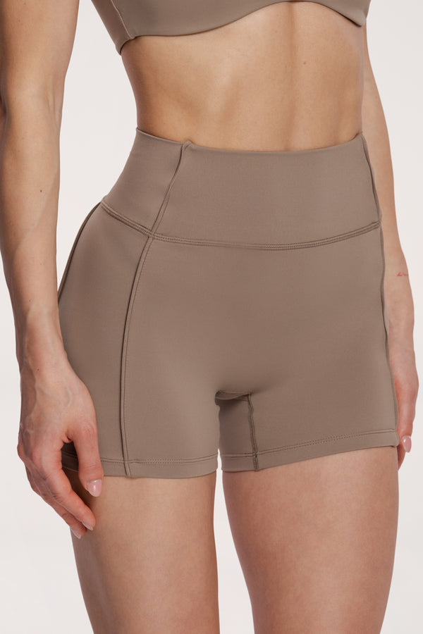 Къси панталони pilates era warm beige