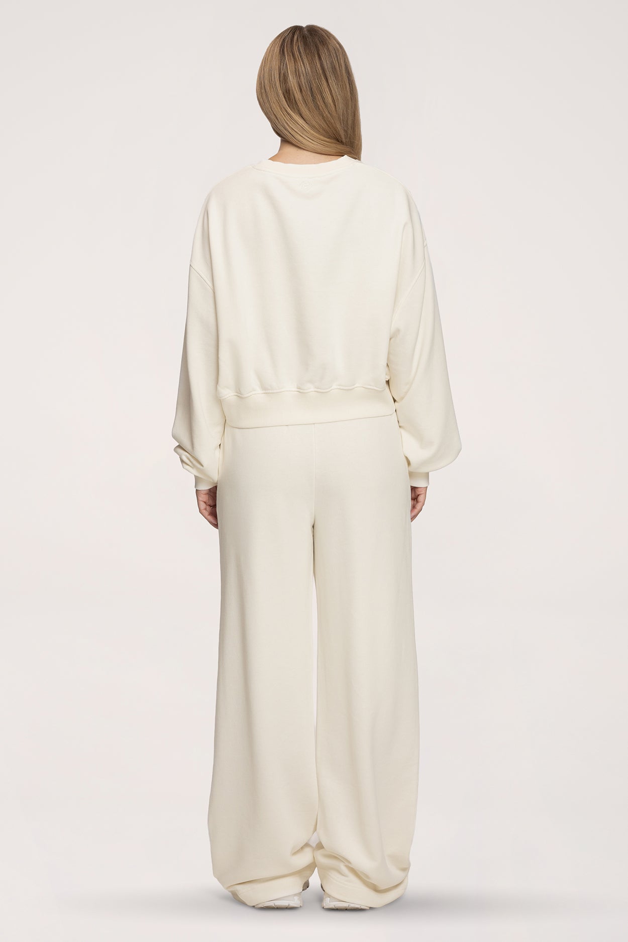 Спортен панталон с прав крачол Easy off white