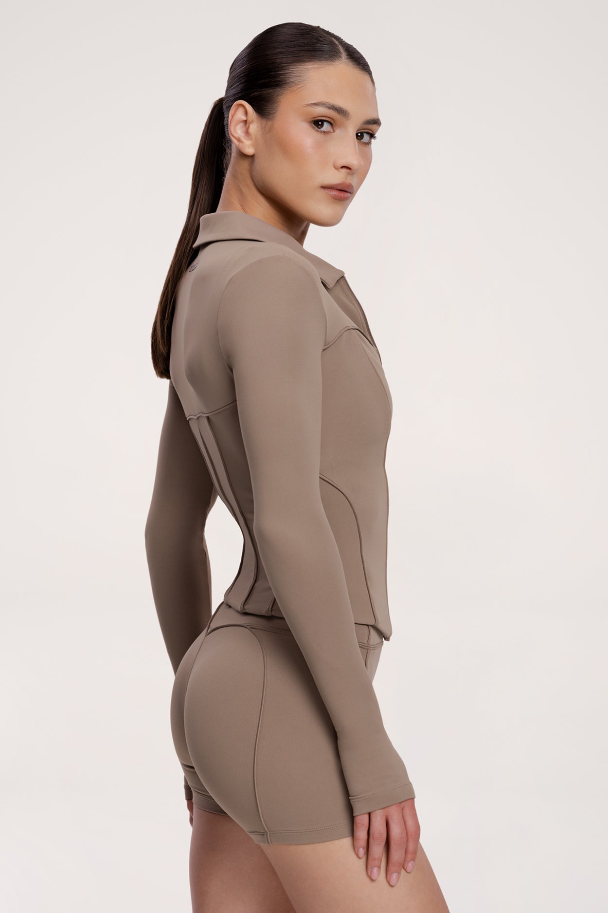 Суитшърт с цип pilates era warm beige