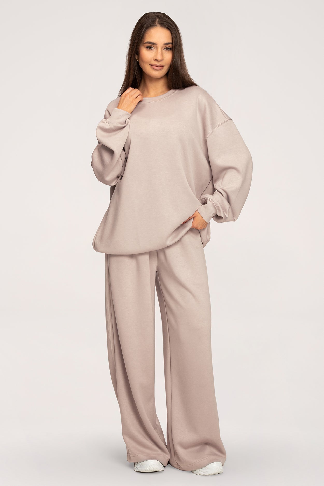 Спортен панталон Oversize UN1FORM beige