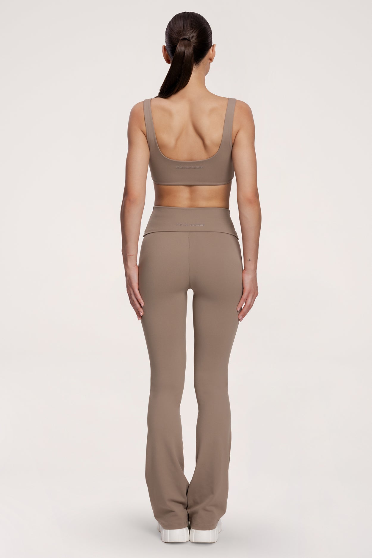 Клоширано спортно долнище Pilates Era warm beige