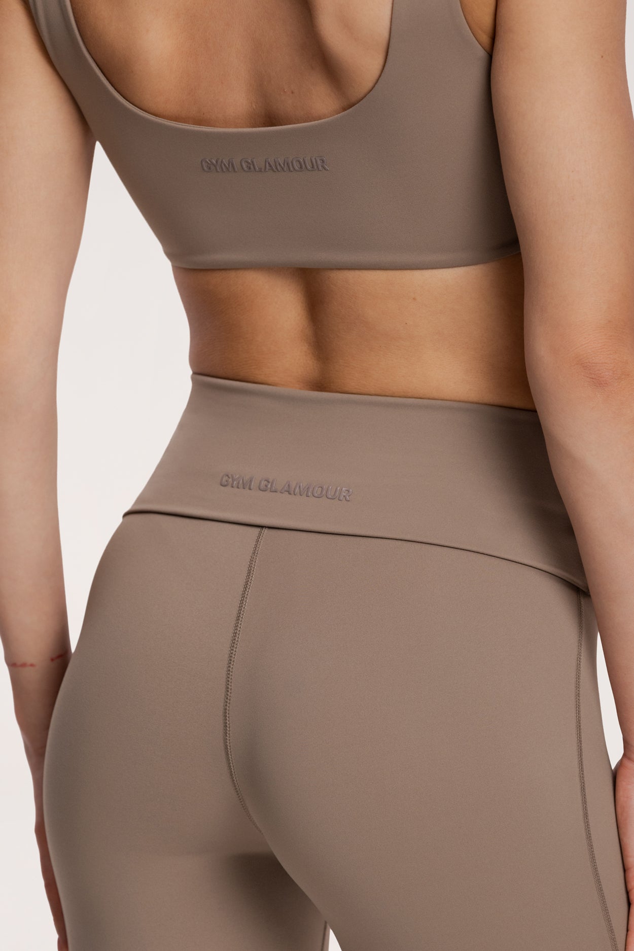 Клоширано спортно долнище Pilates Era warm beige