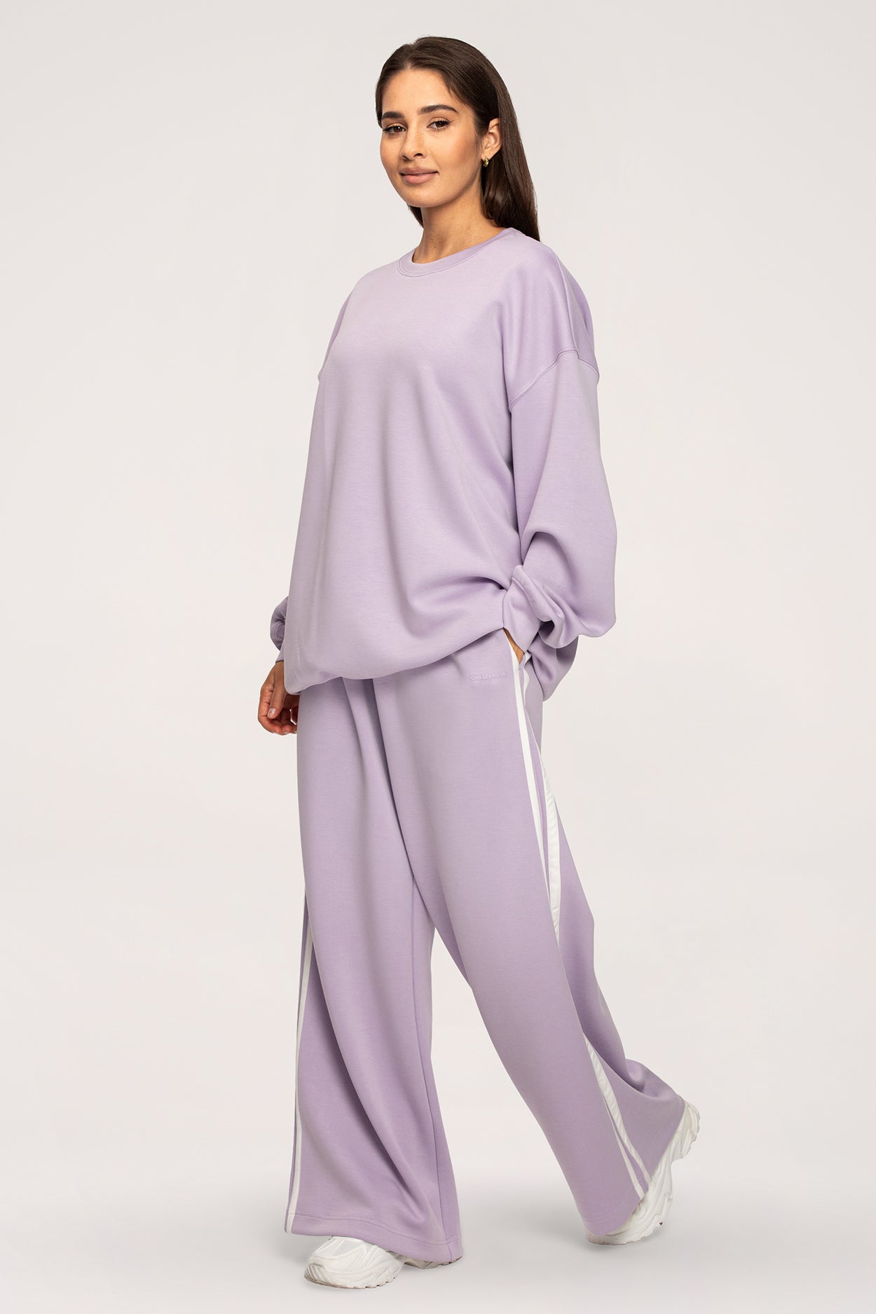 Спортен панталон Oversize UN1FORM lilac