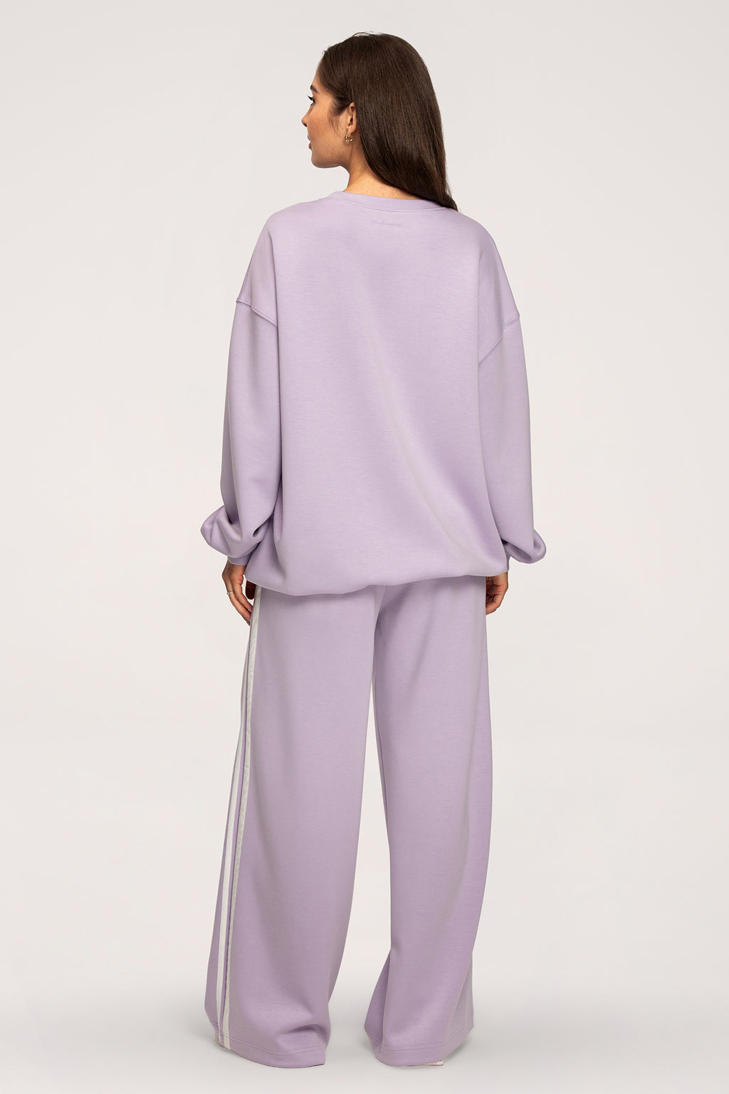 Спортен панталон Oversize UN1FORM lilac