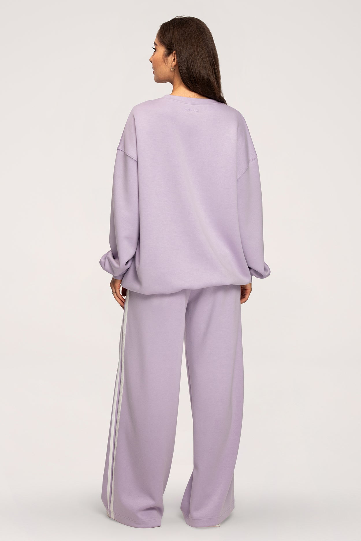 Спортен панталон Oversize UN1FORM lilac