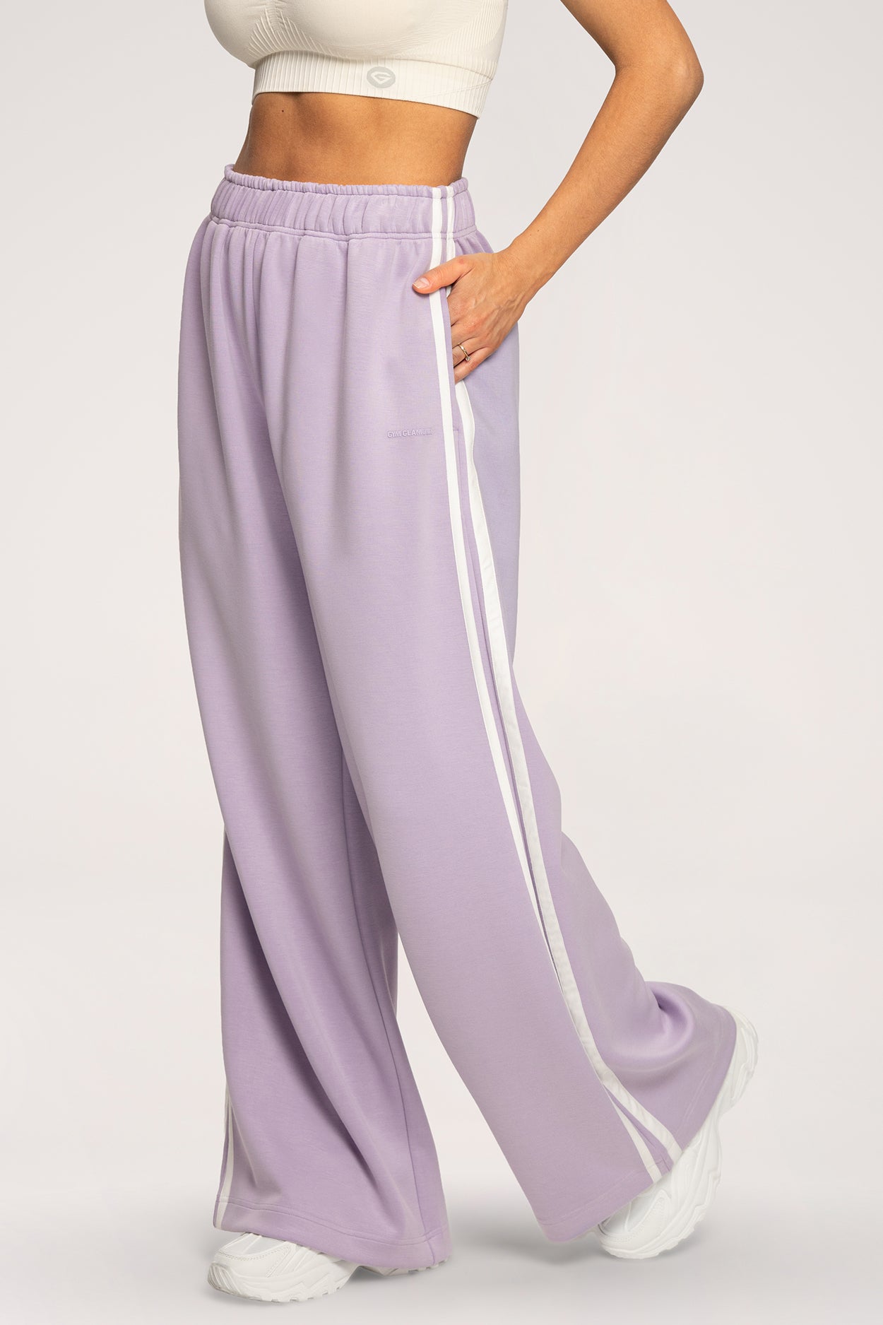 Спортен панталон Oversize UN1FORM lilac