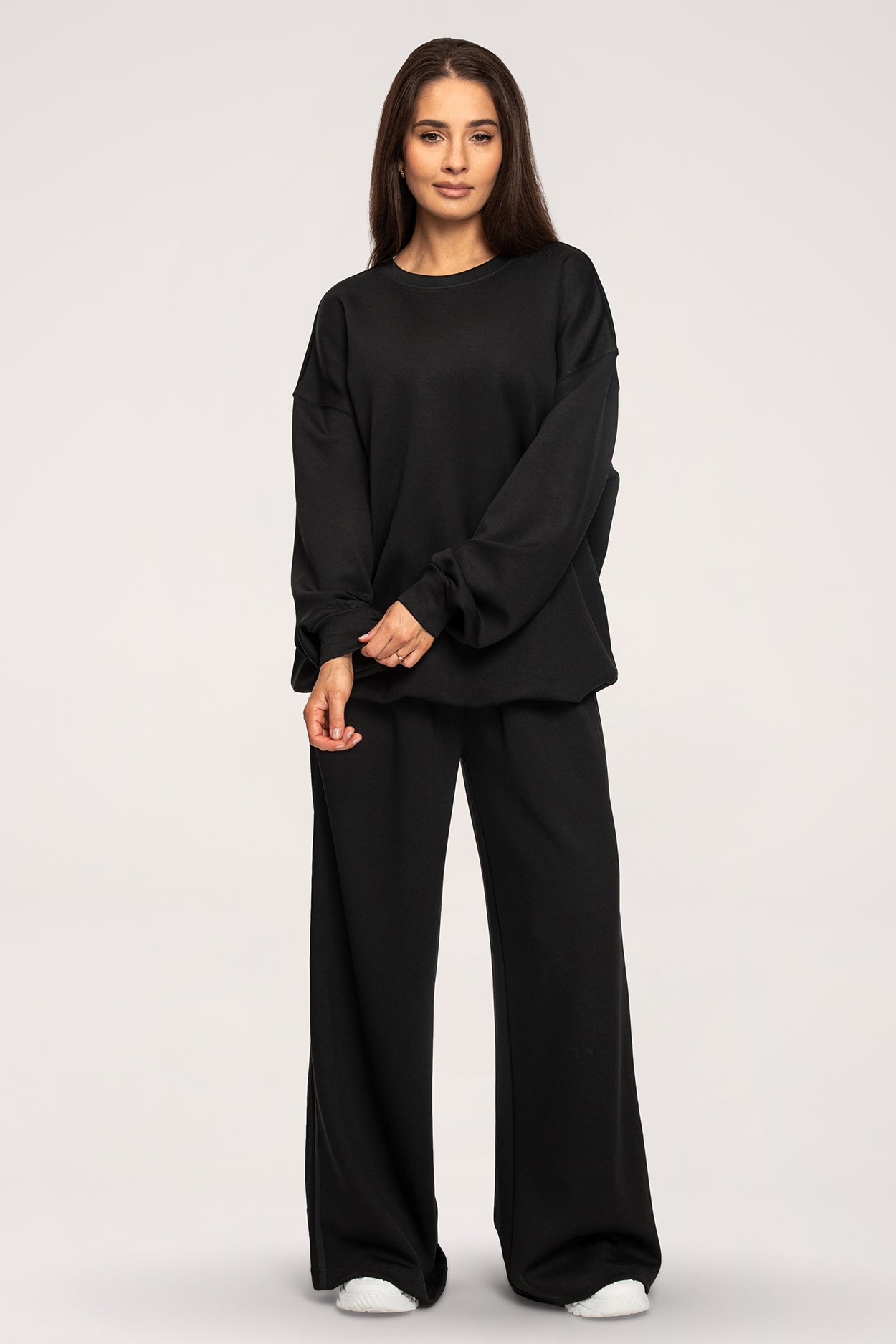 Спортен панталон Oversize UN1FORM black