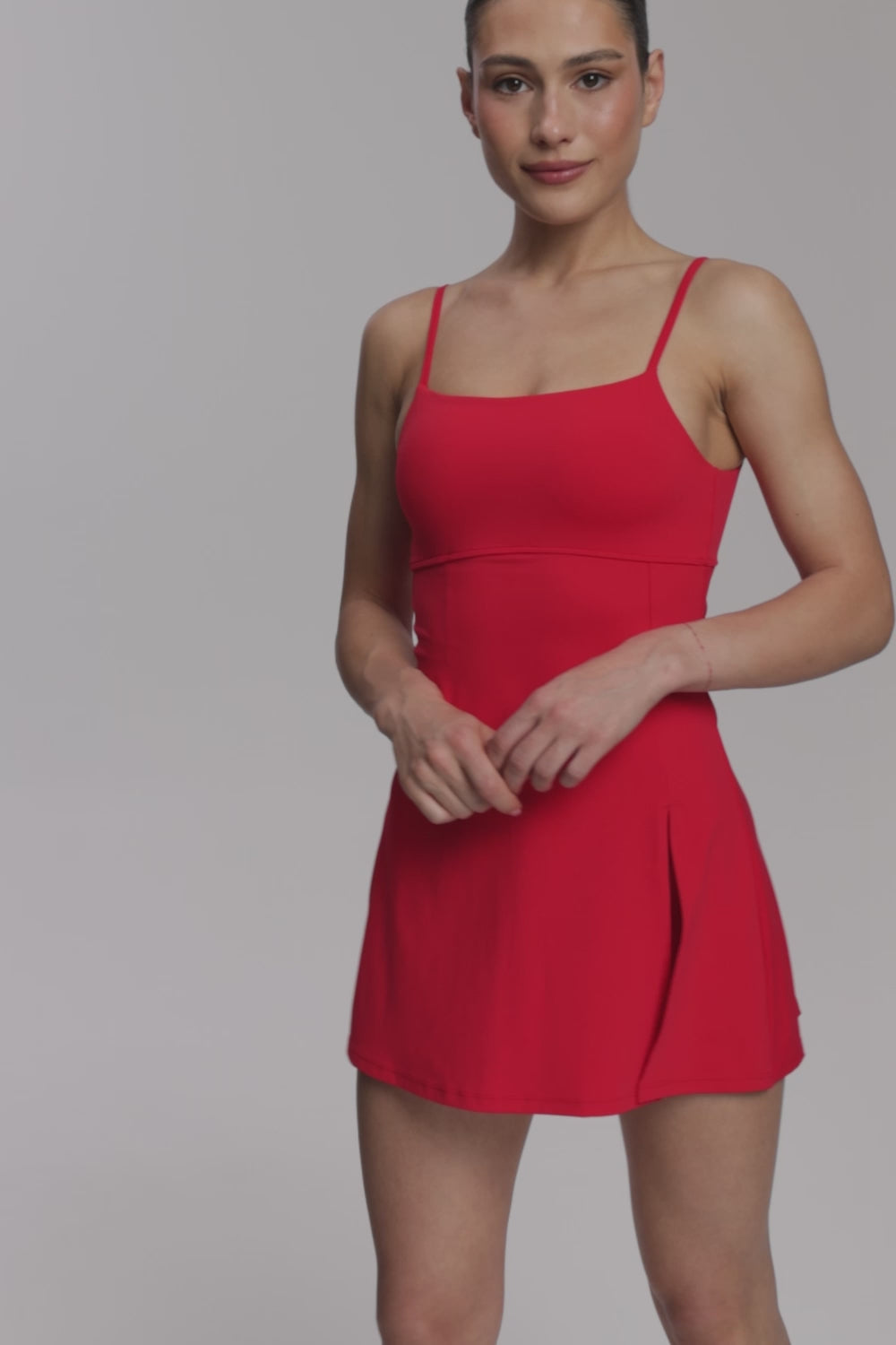 Рокля Court red