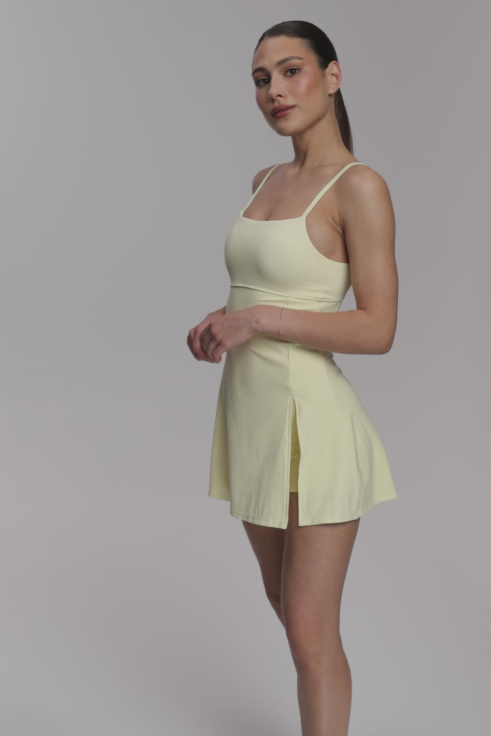 Рокля Court butter yellow
