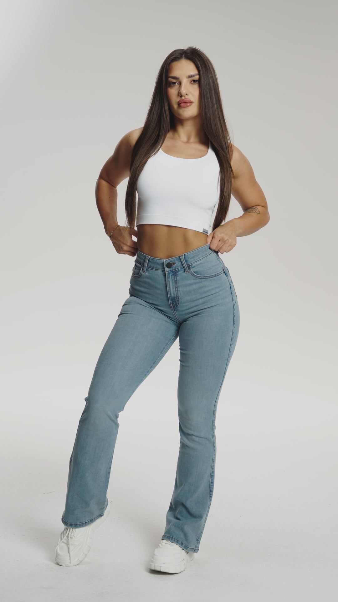 Дънки с клоширани крачоли perfect slim light blue
