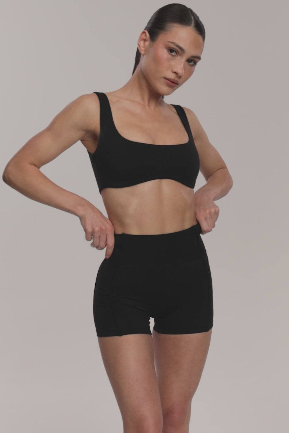 Къси панталони pilates era black