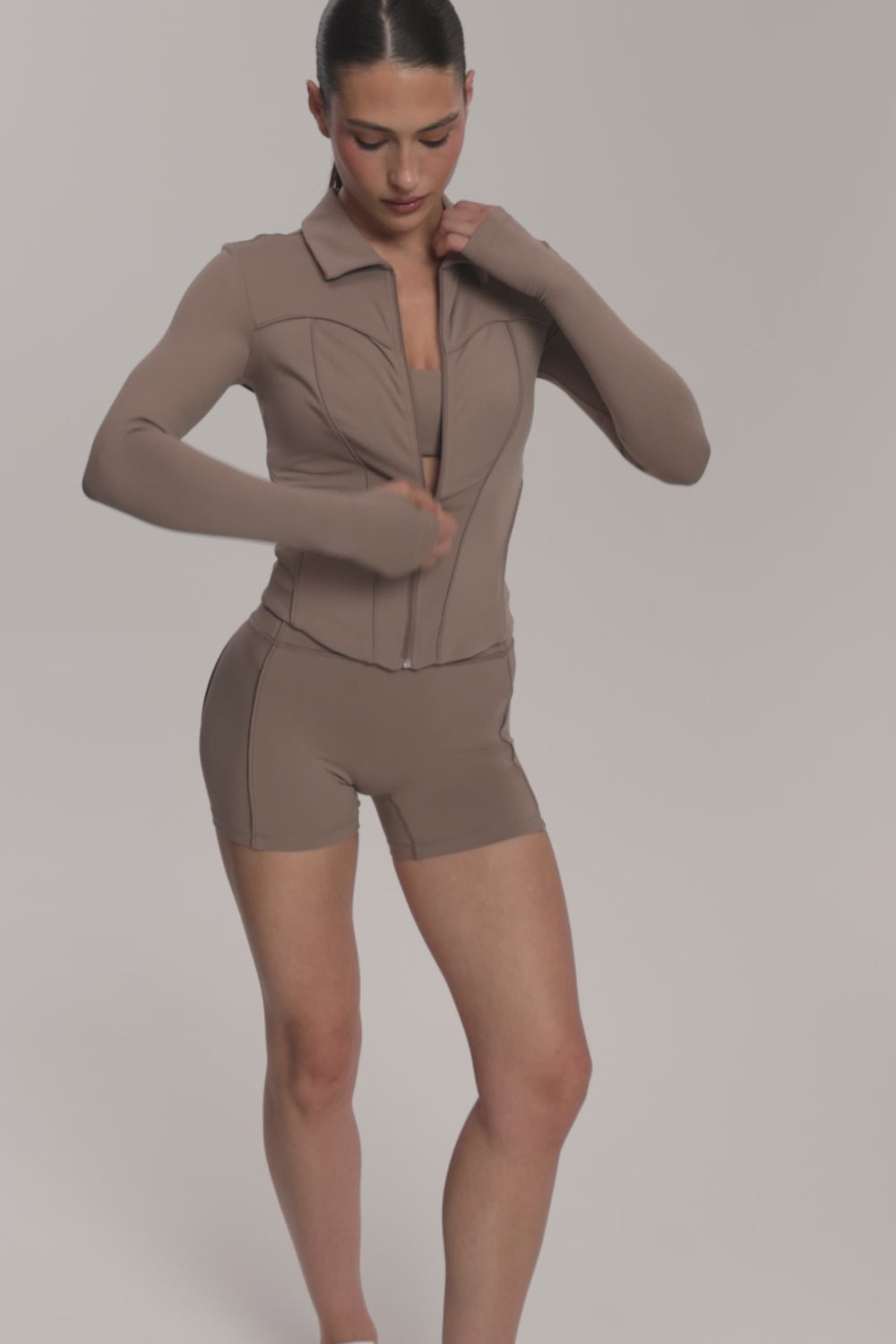 Суитшърт с цип pilates era warm beige