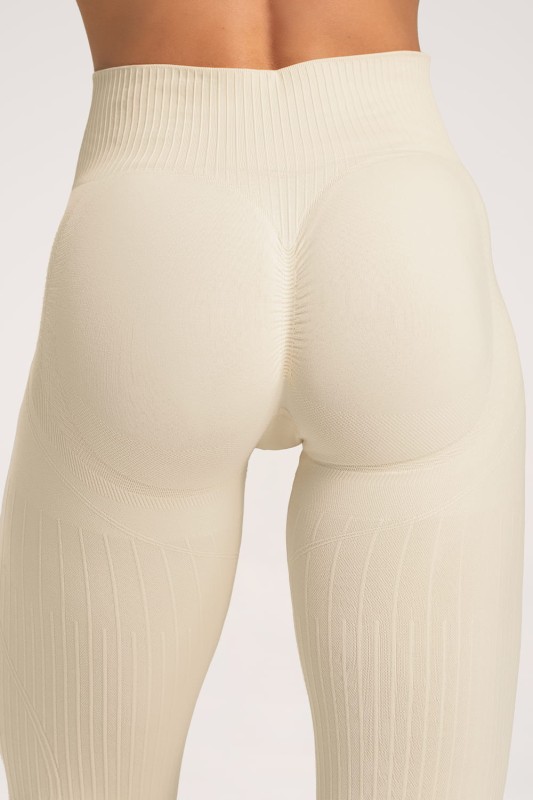 _0045_25.04.02_GYM GLAM_1347.jpg